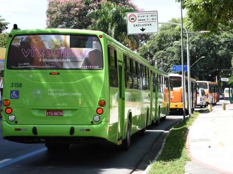 Transporte Público ônibus elétrico