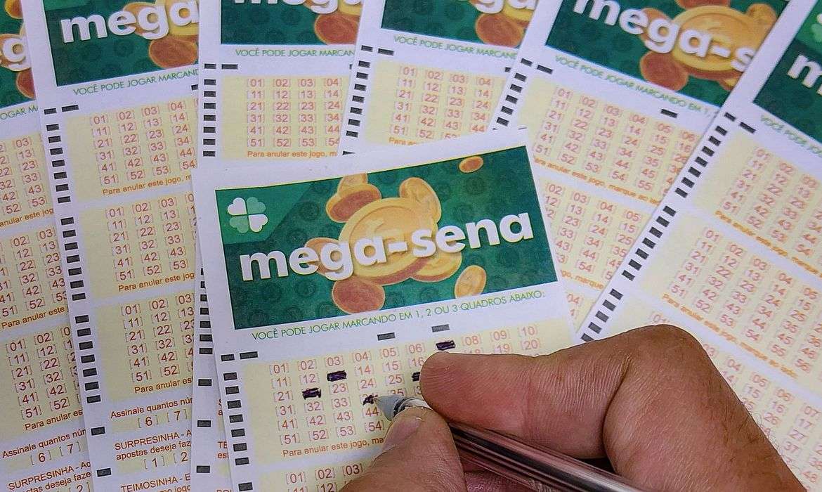 Mega-Sena acumula novamente e novo sorteio terá prêmio de R$ 100 milhões