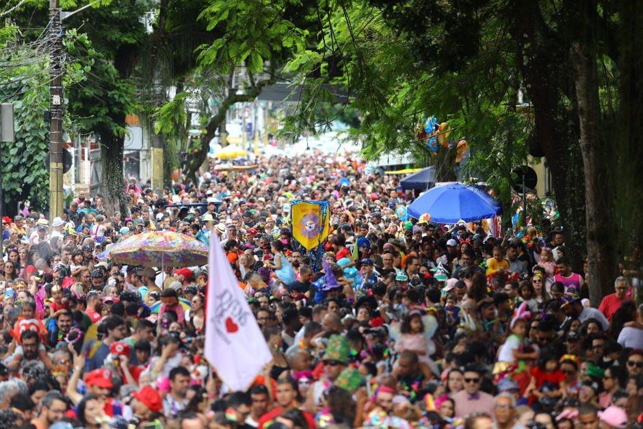 Pré-Carnaval Bloco Galinha Dangola