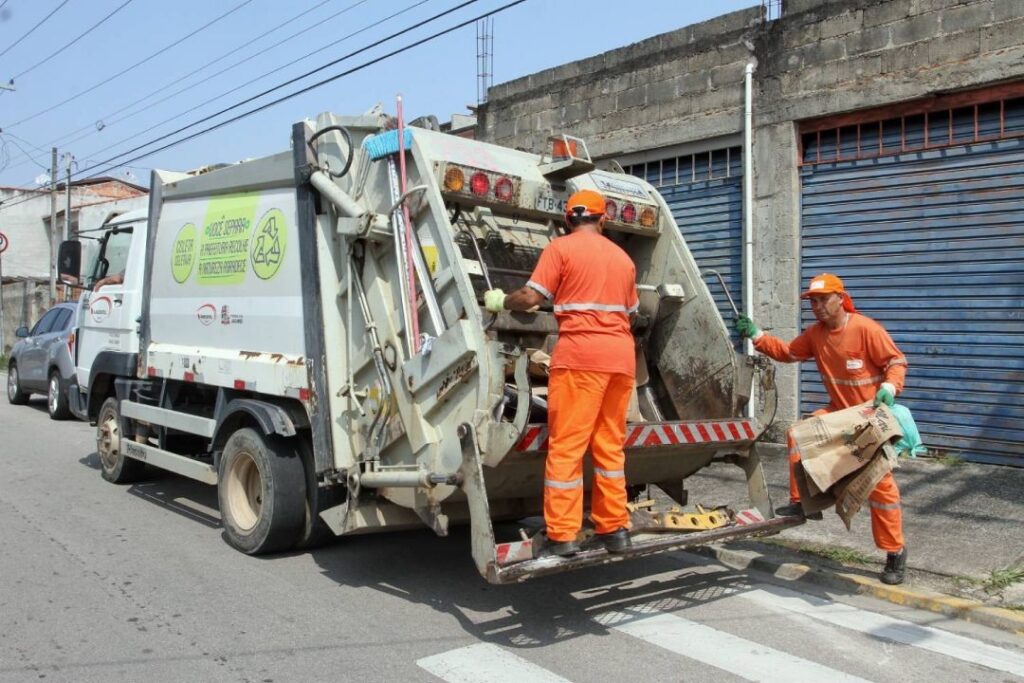 Famílias com renda de até R$ 1,9 mil podem solicitar isenção da taxa de lixo em Jacareí