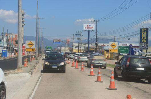 DER divulga interdições programadas do tráfego para obras na Rio-Santos, em Caraguatatuba