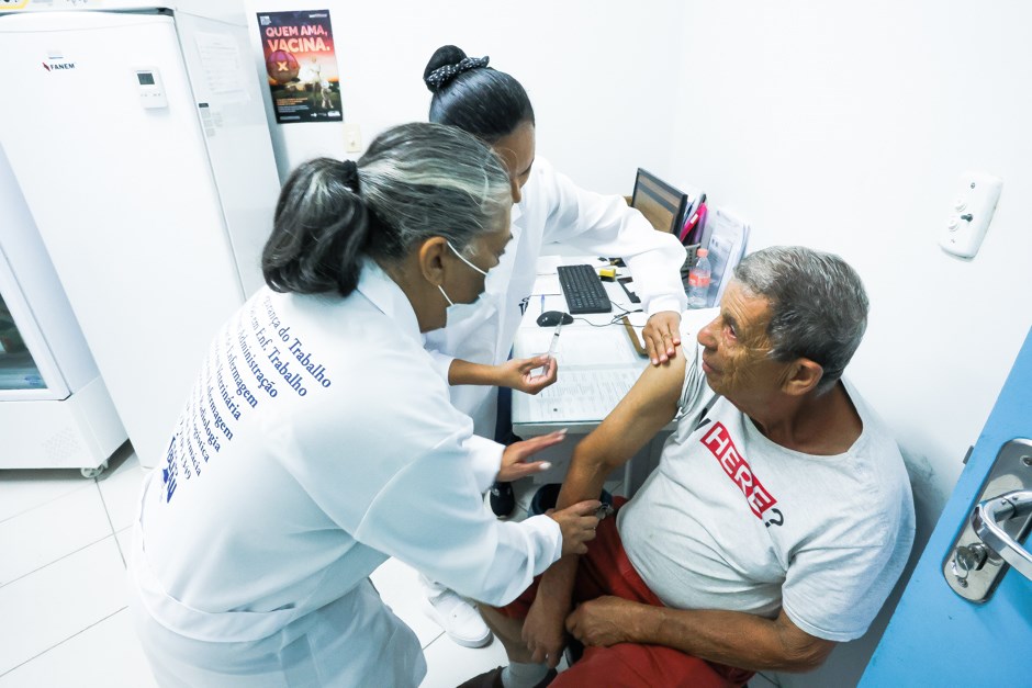 Prefeitura reforça importância da vacina contra febre amarela em São José