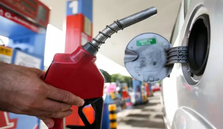 Petrobrás anuncia aumento da gasolina e gás